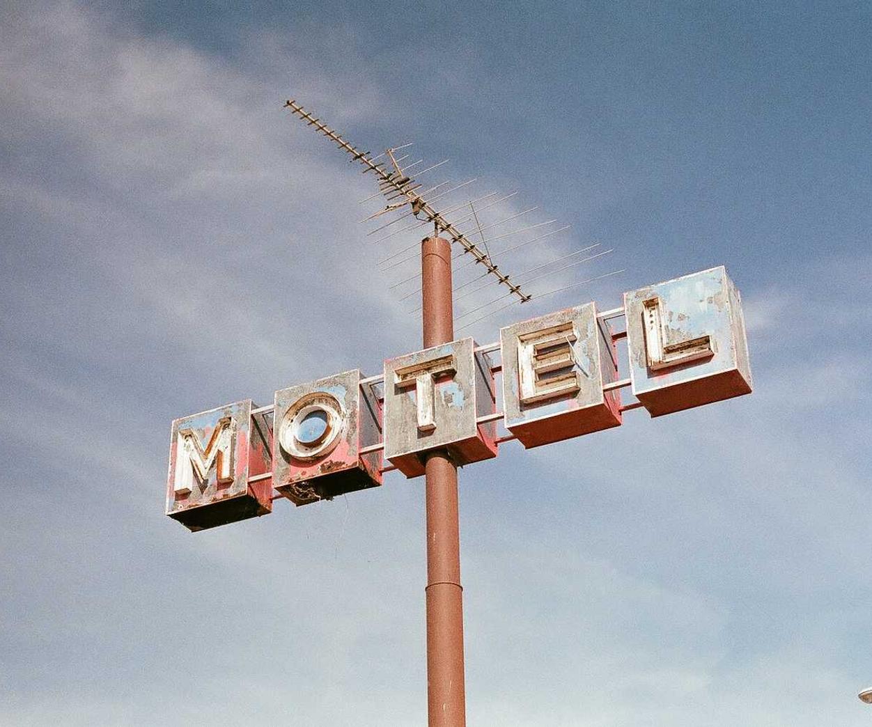 实名物联卡：上海招标代理平台