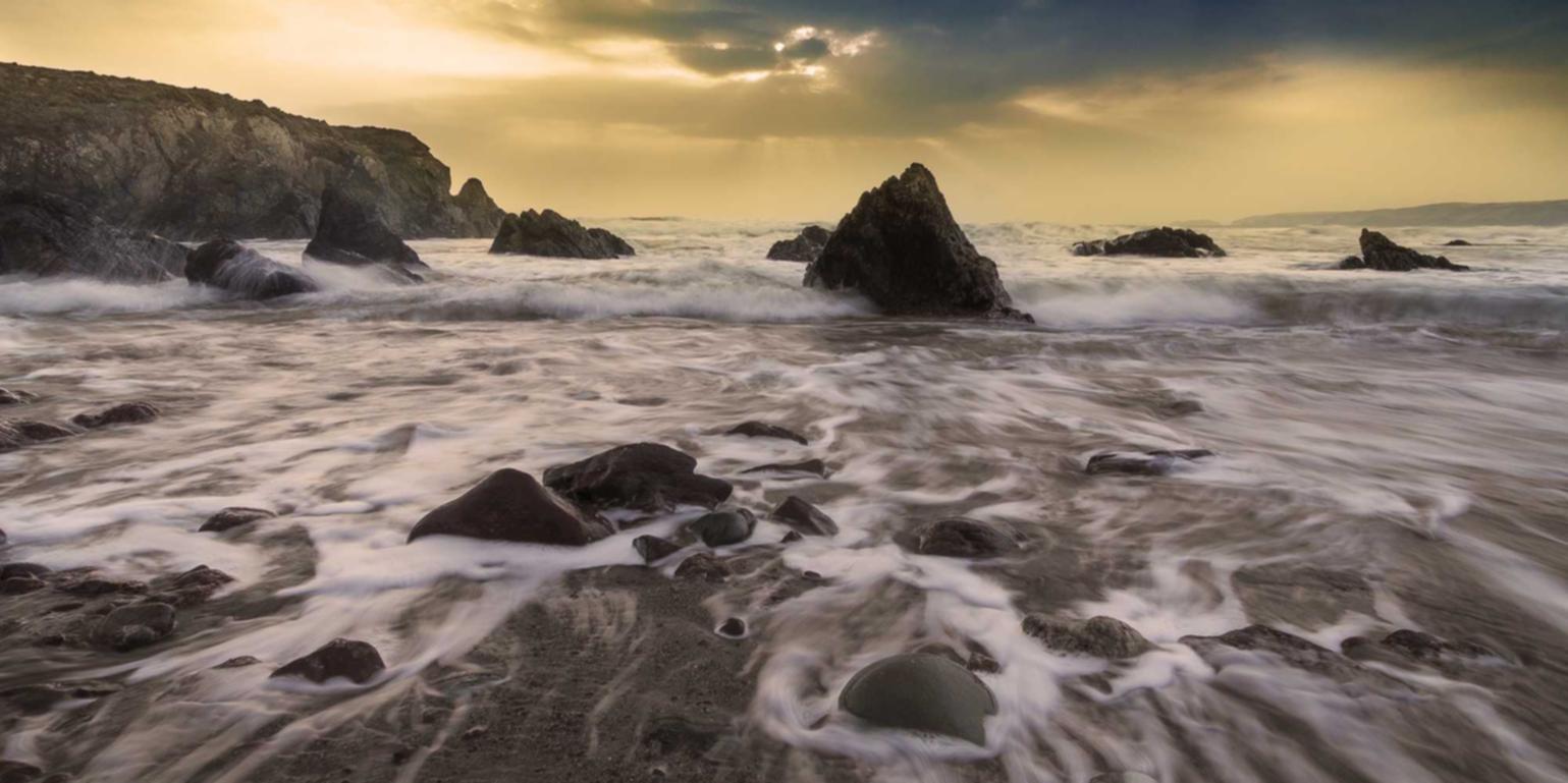 ORIS豪利时草莓双爆珠(细):注册个食品代理公司