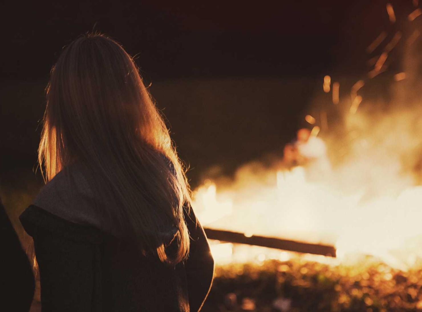 冰火启示录辅助- 鲨鱼影视app苹果详情下载教程