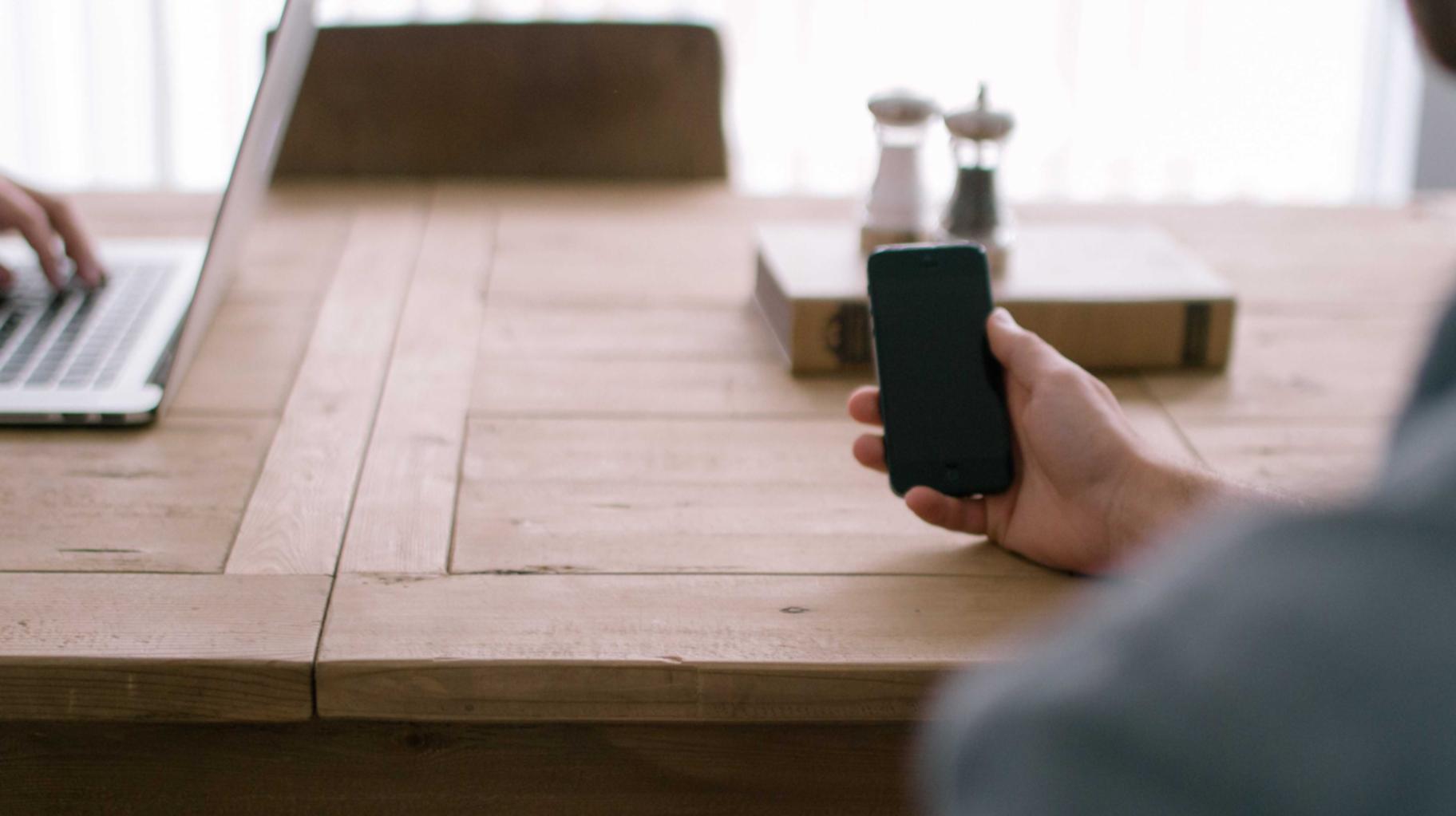 西山居游戏app详情下载教程